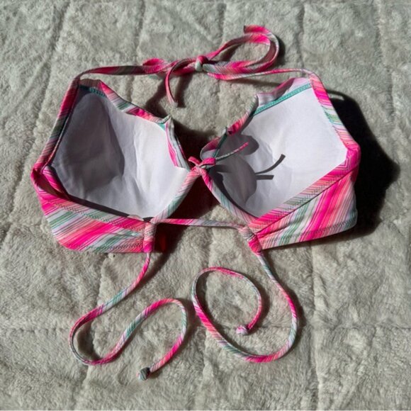 Victoria's Secret | Pink Chevron Striped Pushup Bikini Top | Size 36C - Picture 4 of 7